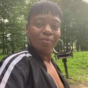 Meet your Posher, Sabrina